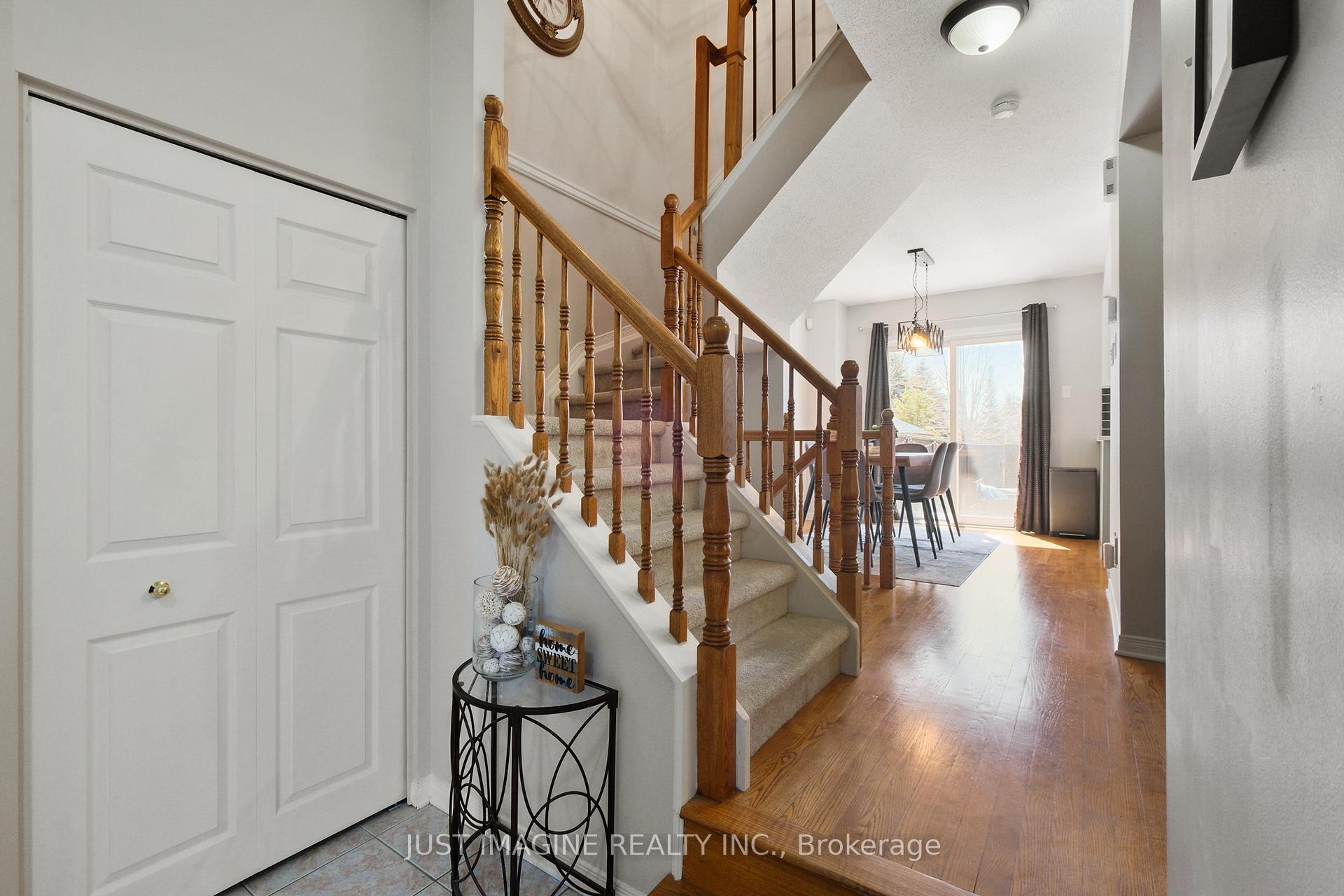 Photo 13 of 24 Binbury Way, Ottawa, Hunt Club Park/Greenboro — HOMEH