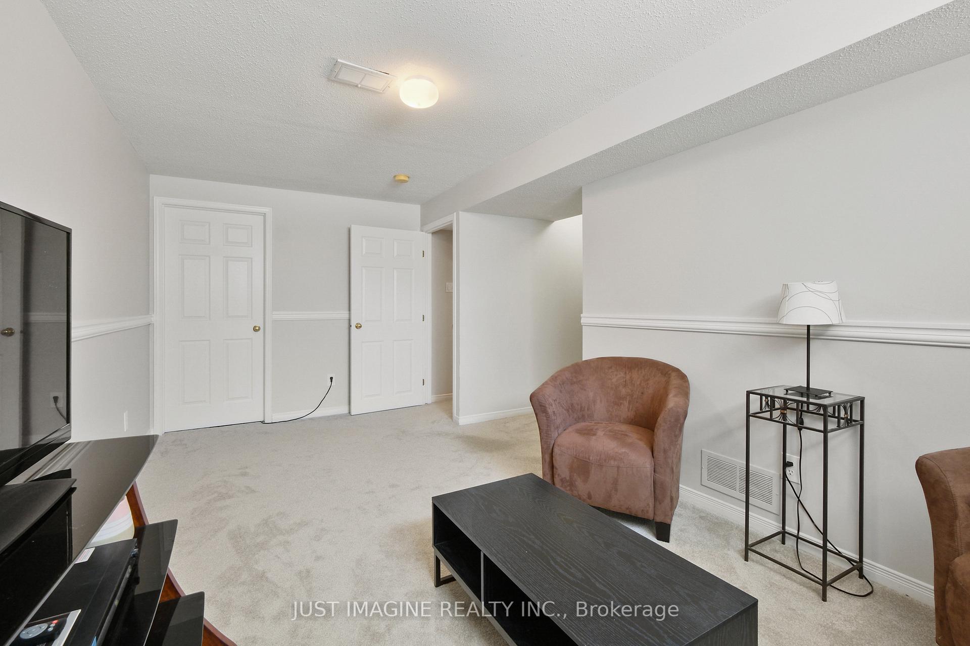 Photo 22 of 24 Binbury Way, Ottawa, Hunt Club Park/Greenboro — HOMEH
