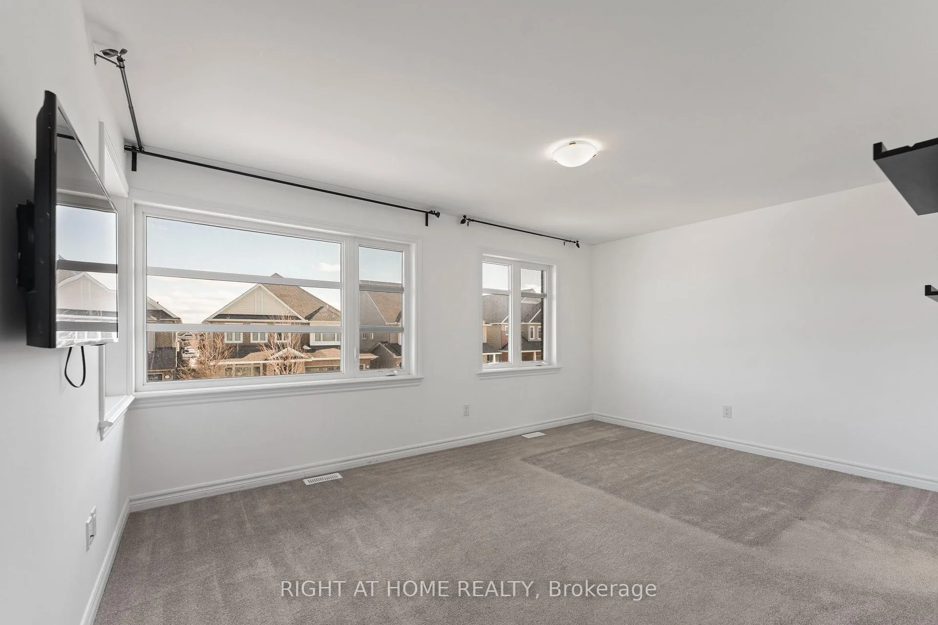 Photo 10 of 231 Osterley Way, Ottawa, Stittsville (South) — HOMEH