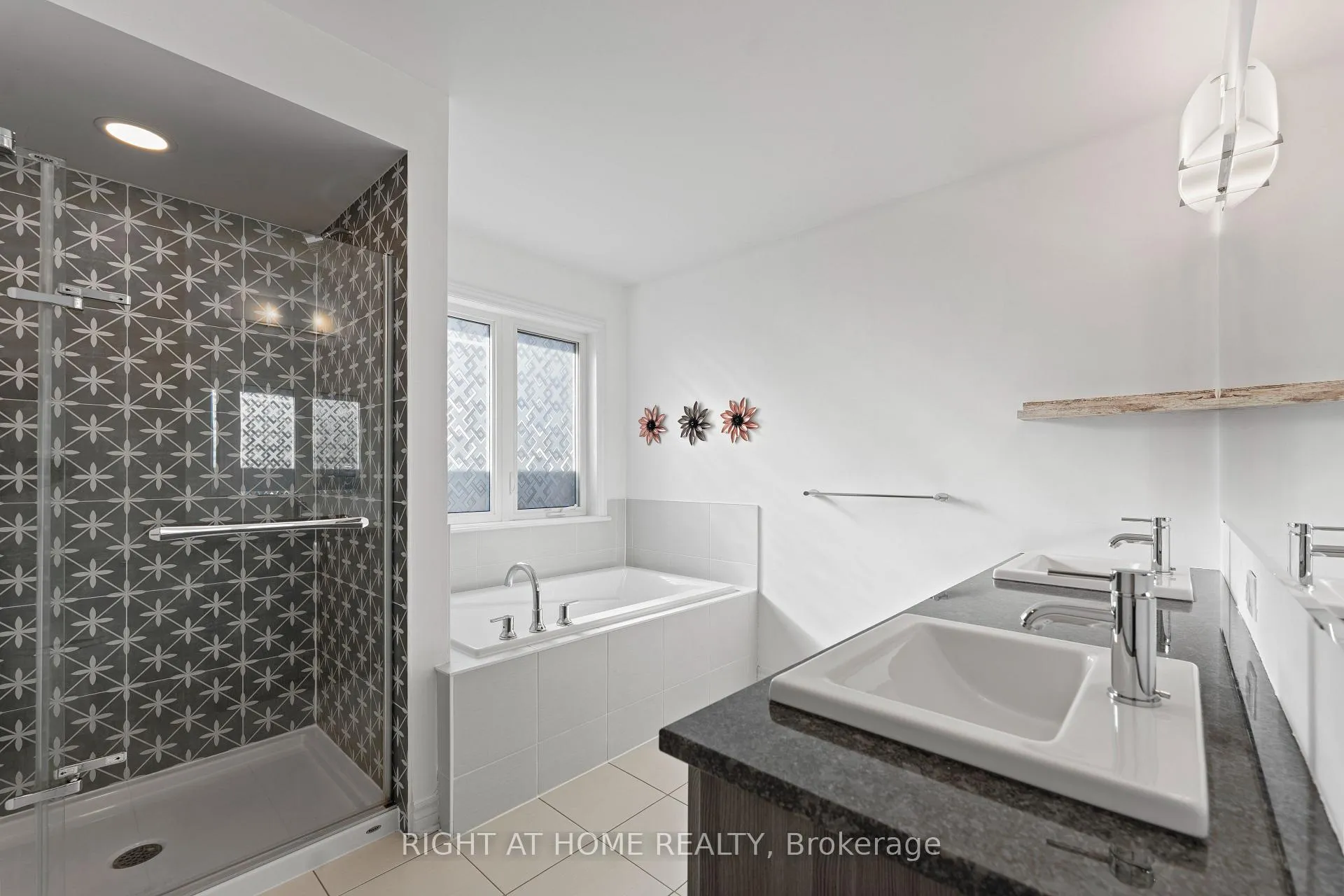 Photo 12 of 231 Osterley Way, Ottawa, Stittsville (South) — HOMEH