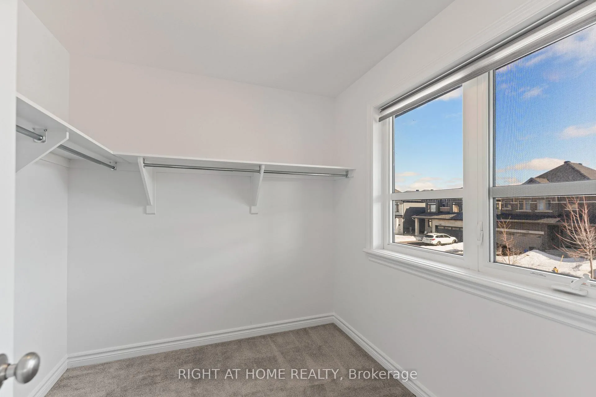 Photo 13 of 231 Osterley Way, Ottawa, Stittsville (South) — HOMEH