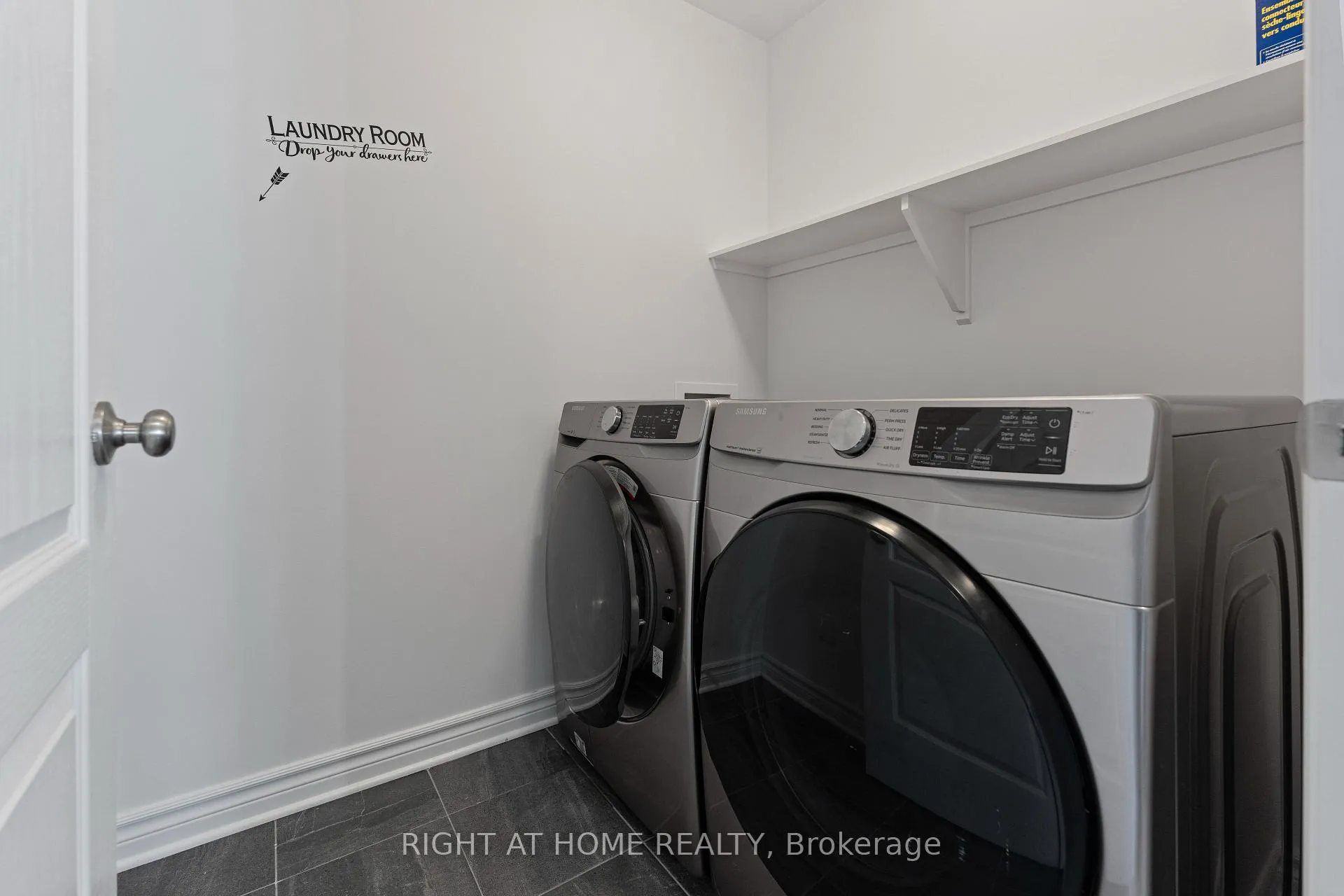 Photo 14 of 231 Osterley Way, Ottawa, Stittsville (South) — HOMEH