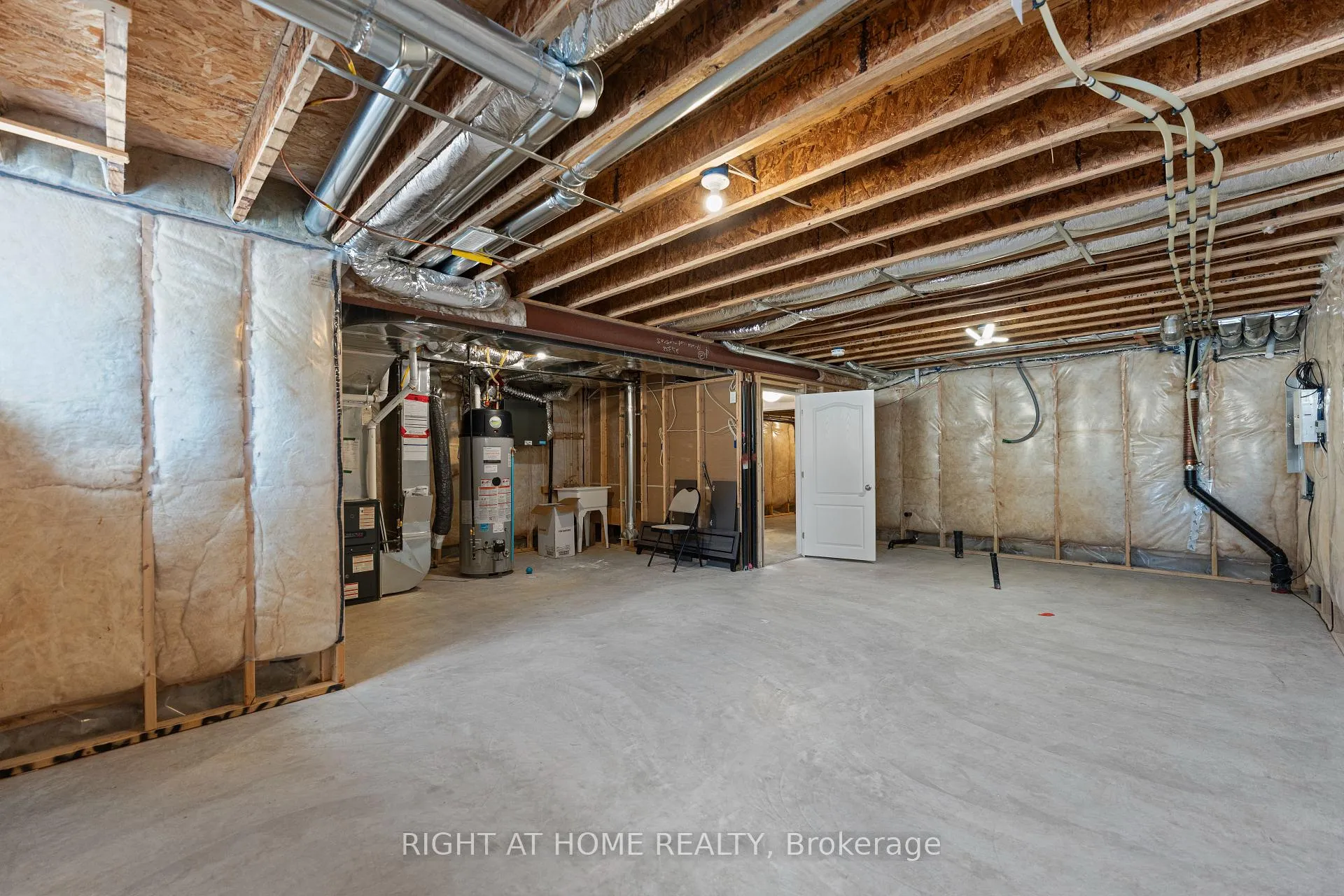 Photo 19 of 231 Osterley Way, Ottawa, Stittsville (South) — HOMEH