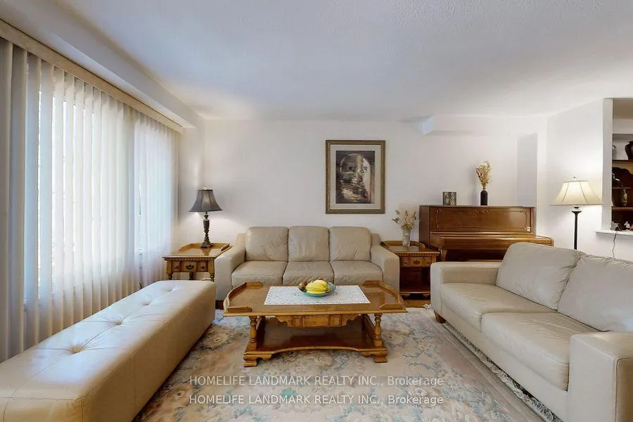 Photo 6 of 32 Coatsworth Crescent, Toronto, Woodbine Corridor — HOMEH
