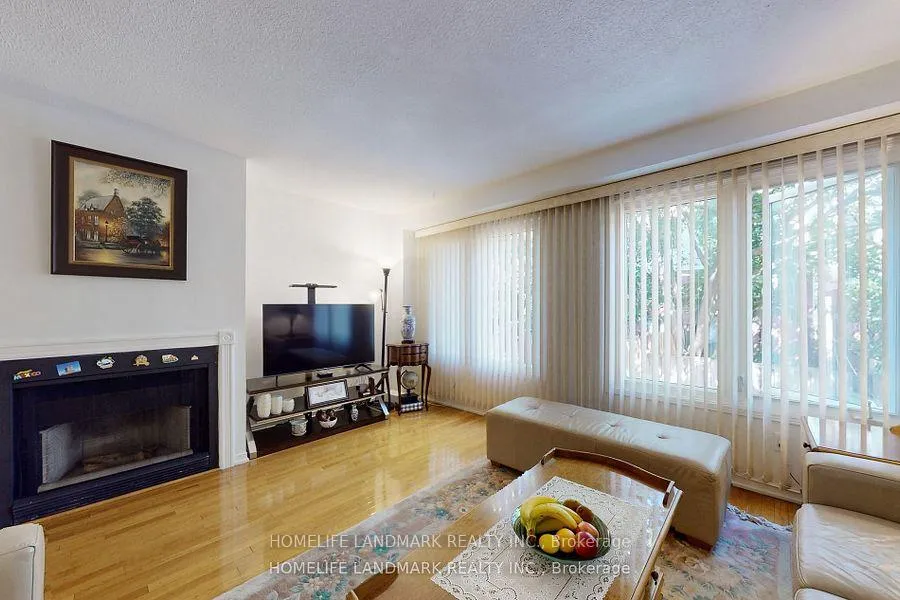Photo 7 of 32 Coatsworth Crescent, Toronto, Woodbine Corridor — HOMEH