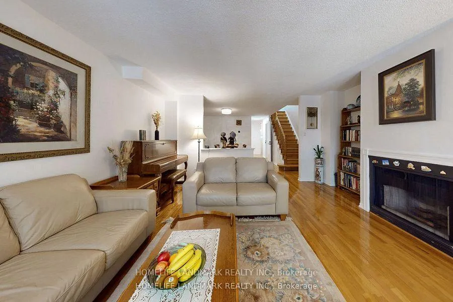 Photo 9 of 32 Coatsworth Crescent, Toronto, Woodbine Corridor — HOMEH