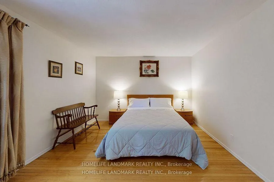 Photo 17 of 32 Coatsworth Crescent, Toronto, Woodbine Corridor — HOMEH