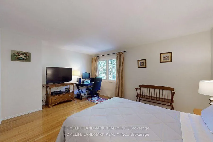 Photo 19 of 32 Coatsworth Crescent, Toronto, Woodbine Corridor — HOMEH