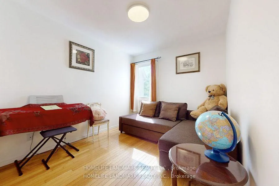 Photo 27 of 32 Coatsworth Crescent, Toronto, Woodbine Corridor — HOMEH