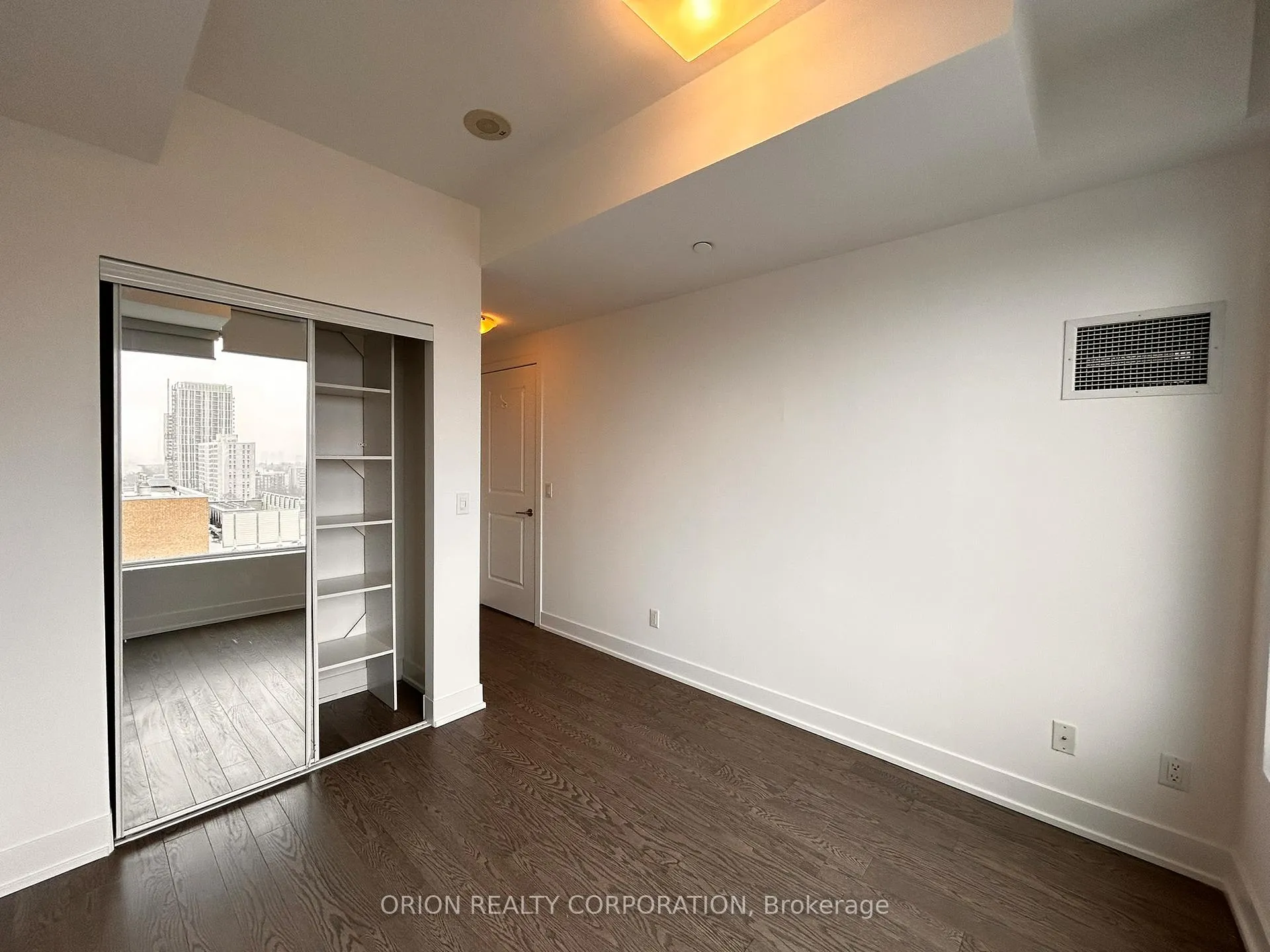Photo 19 of Unit 1302, 68 Merton Street, Toronto, Mount Pleasant West — HOMEH