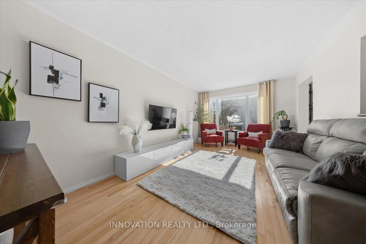 Photo 11 of 4 Sheppard's Glen Avenue, Ottawa, Kanata - Emerald Meadows/Trailwest — HOMEH