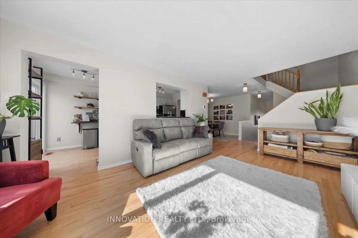 Photo 15 of 4 Sheppard's Glen Avenue, Ottawa, Kanata - Emerald Meadows/Trailwest — HOMEH