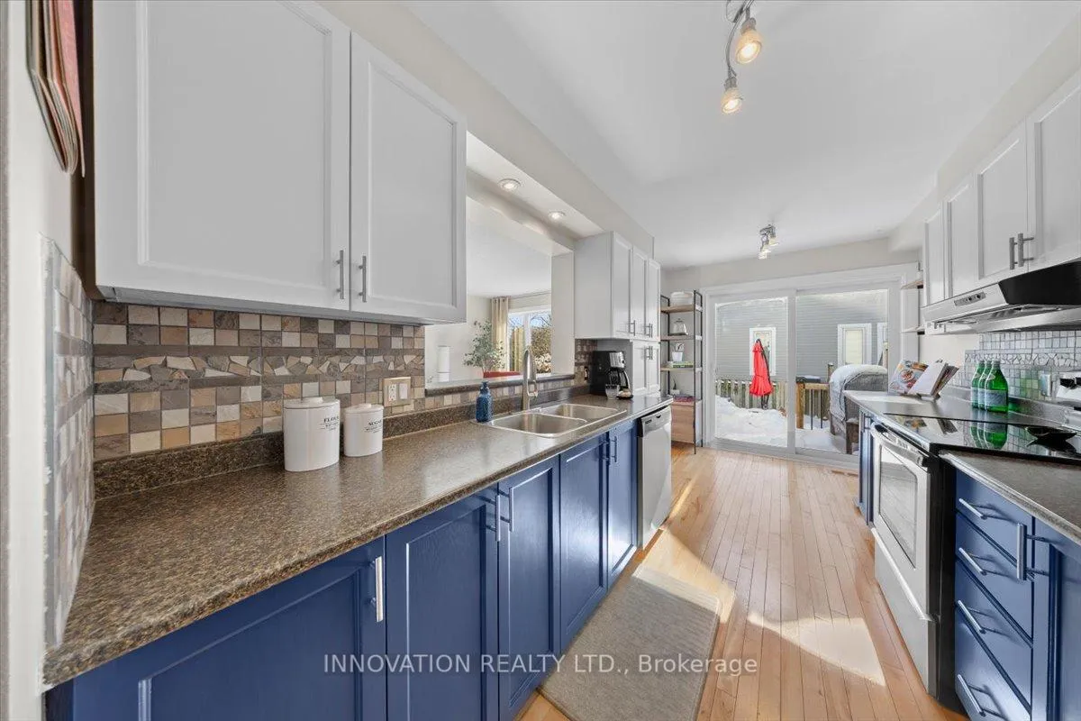 Photo 20 of 4 Sheppard's Glen Avenue, Ottawa, Kanata - Emerald Meadows/Trailwest — HOMEH