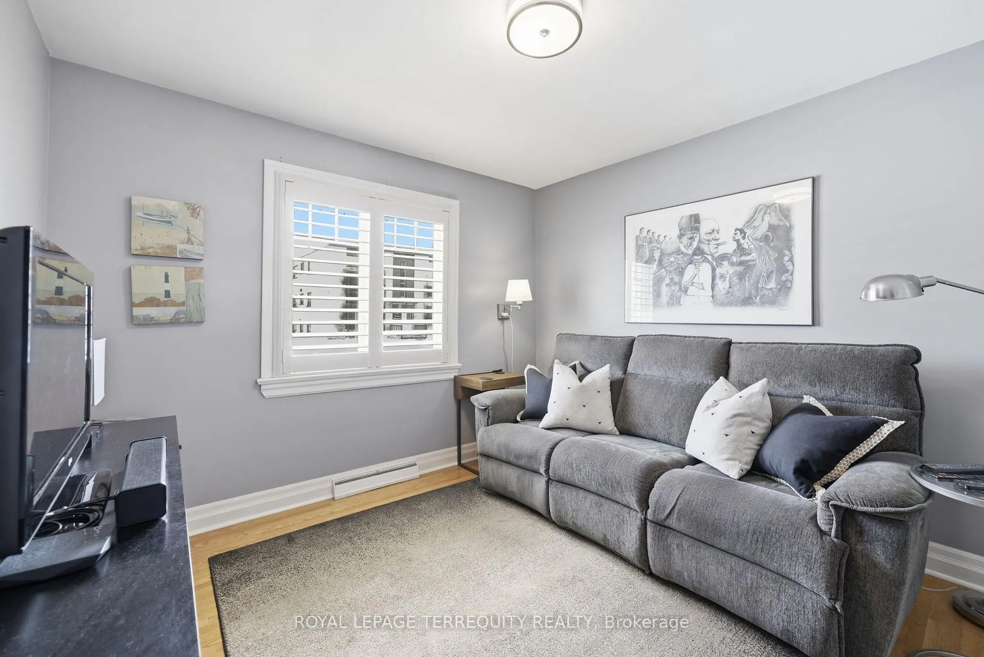 Photo 24 of 116 Centre Street N, Whitby, Downtown Whitby — HOMEH