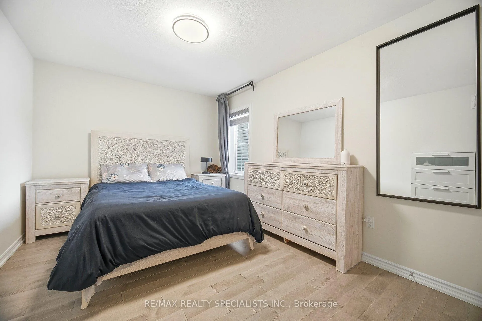 Photo 34 of 9 Gilham Way E, Brant, Paris — HOMEH
