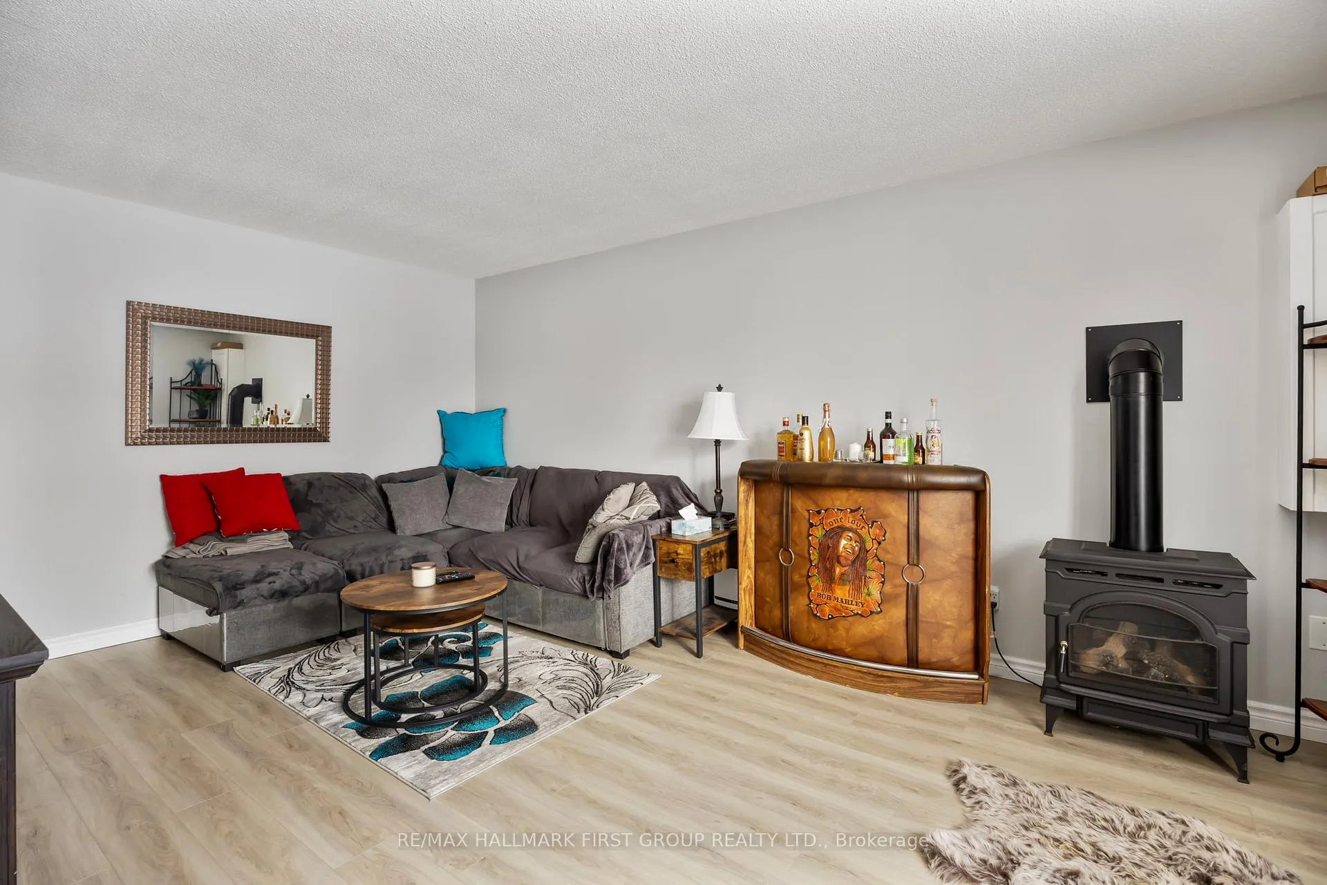 Photo 8 of Unit Upper Level, 1014 Renaissance Drive, Oshawa, Lakeview — HOMEH
