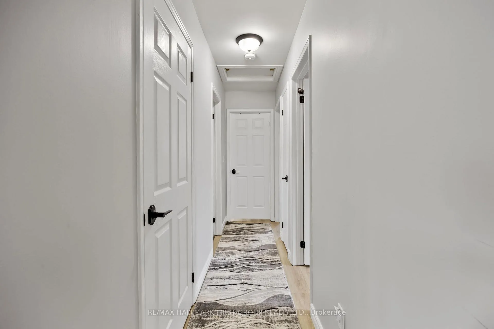 Photo 10 of Unit Upper Level, 1014 Renaissance Drive, Oshawa, Lakeview — HOMEH