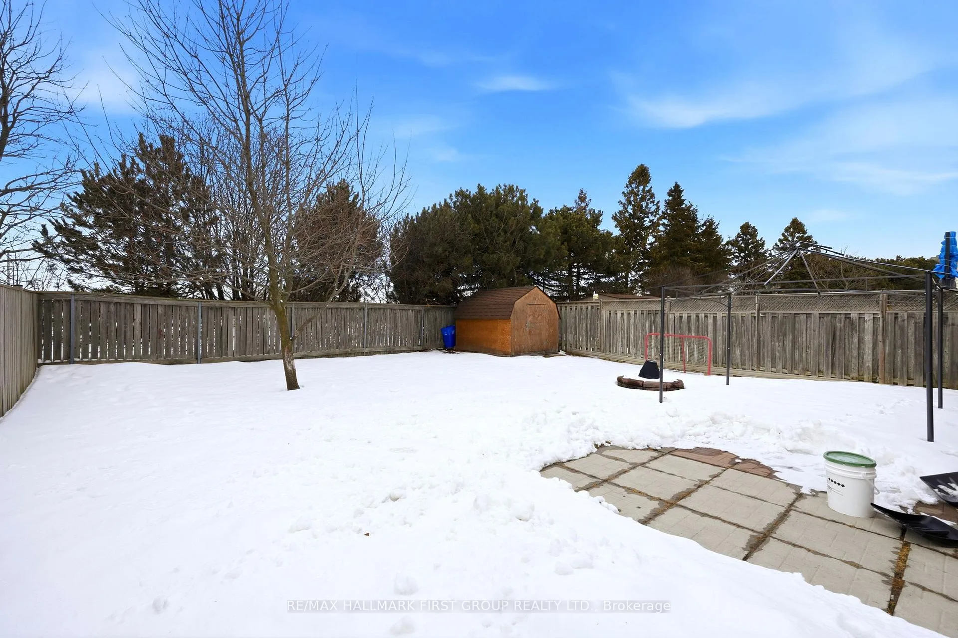 Photo 17 of Unit Upper Level, 1014 Renaissance Drive, Oshawa, Lakeview — HOMEH