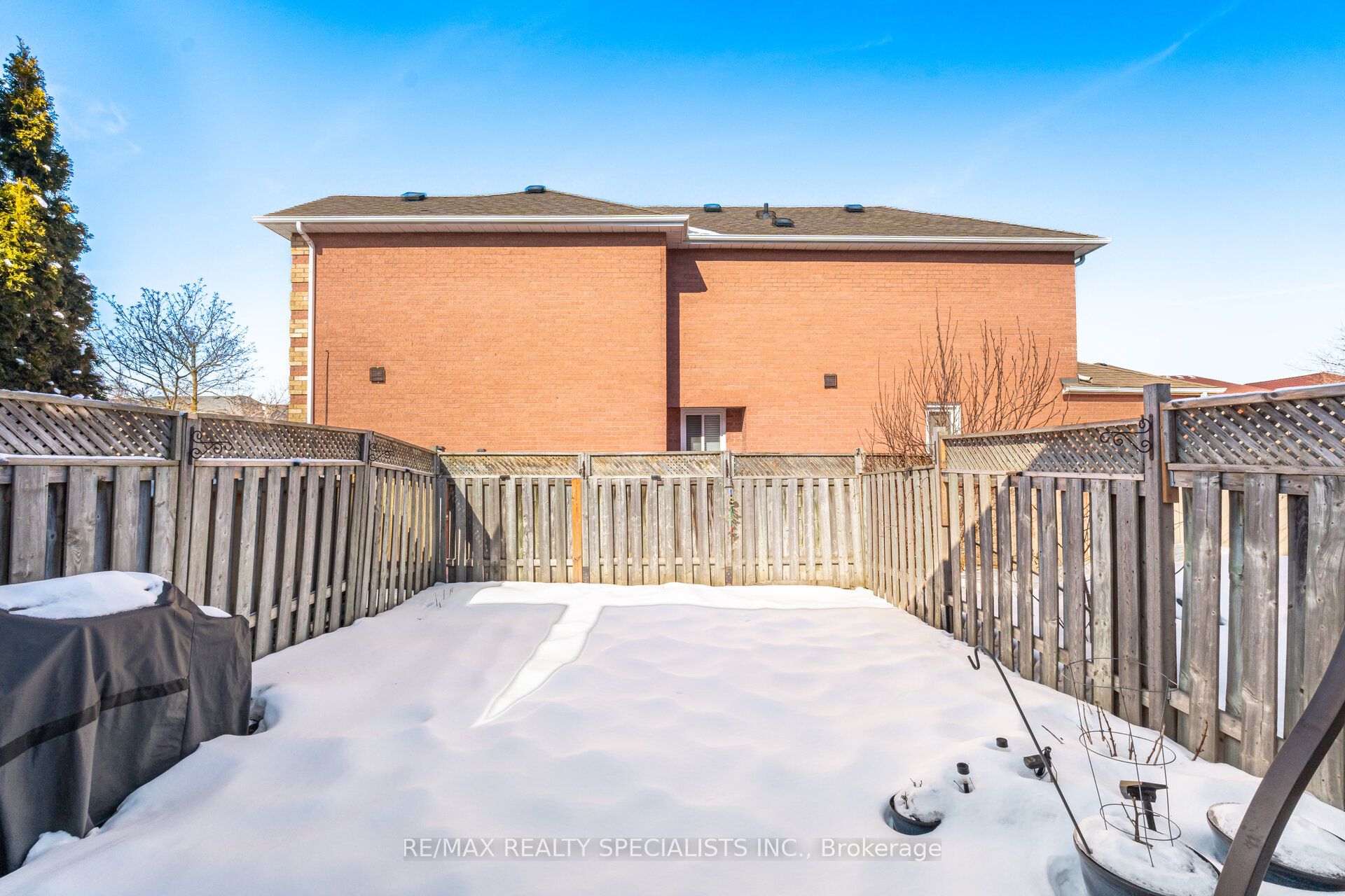 Photo 34 of 68 Muirland Crescent, Brampton, Northwood Park — HOMEH