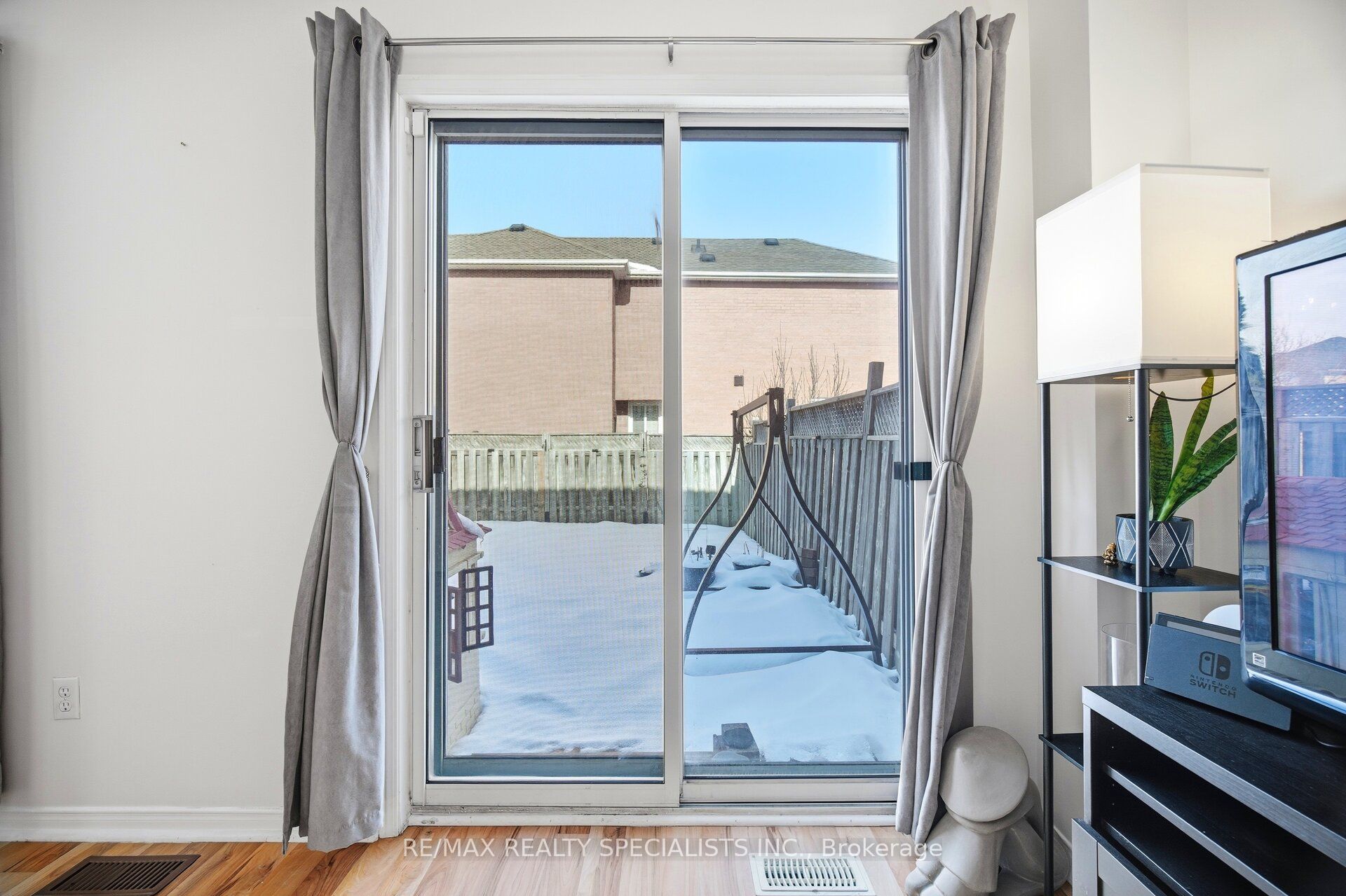 Photo 33 of 68 Muirland Crescent, Brampton, Northwood Park — HOMEH
