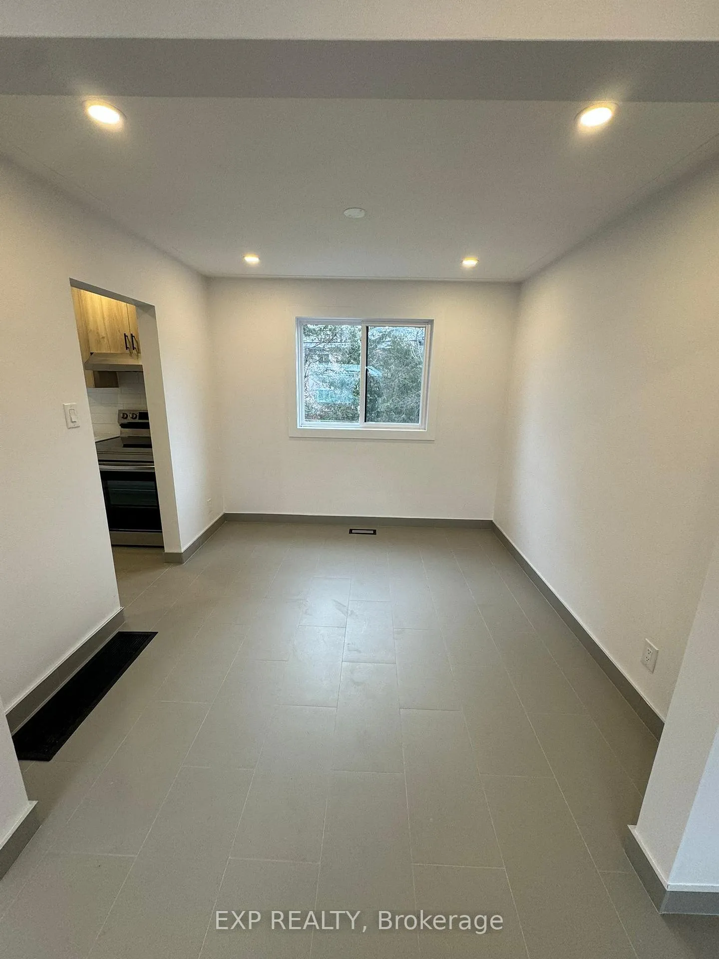 Photo 2 of Unit 1, 2434 Clover Street, Ottawa, Heron Park — HOMEH