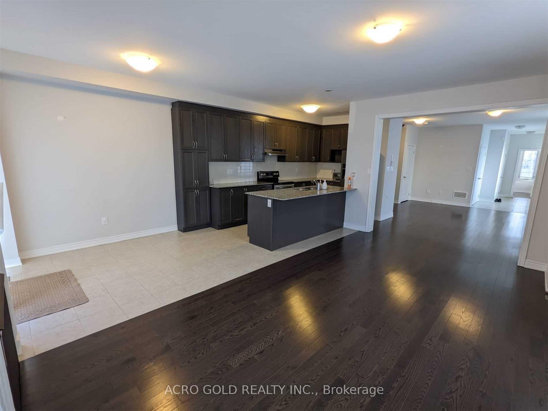 Photo 9 of 2041 Dale Road, Innisfil, Alcona — HOMEH