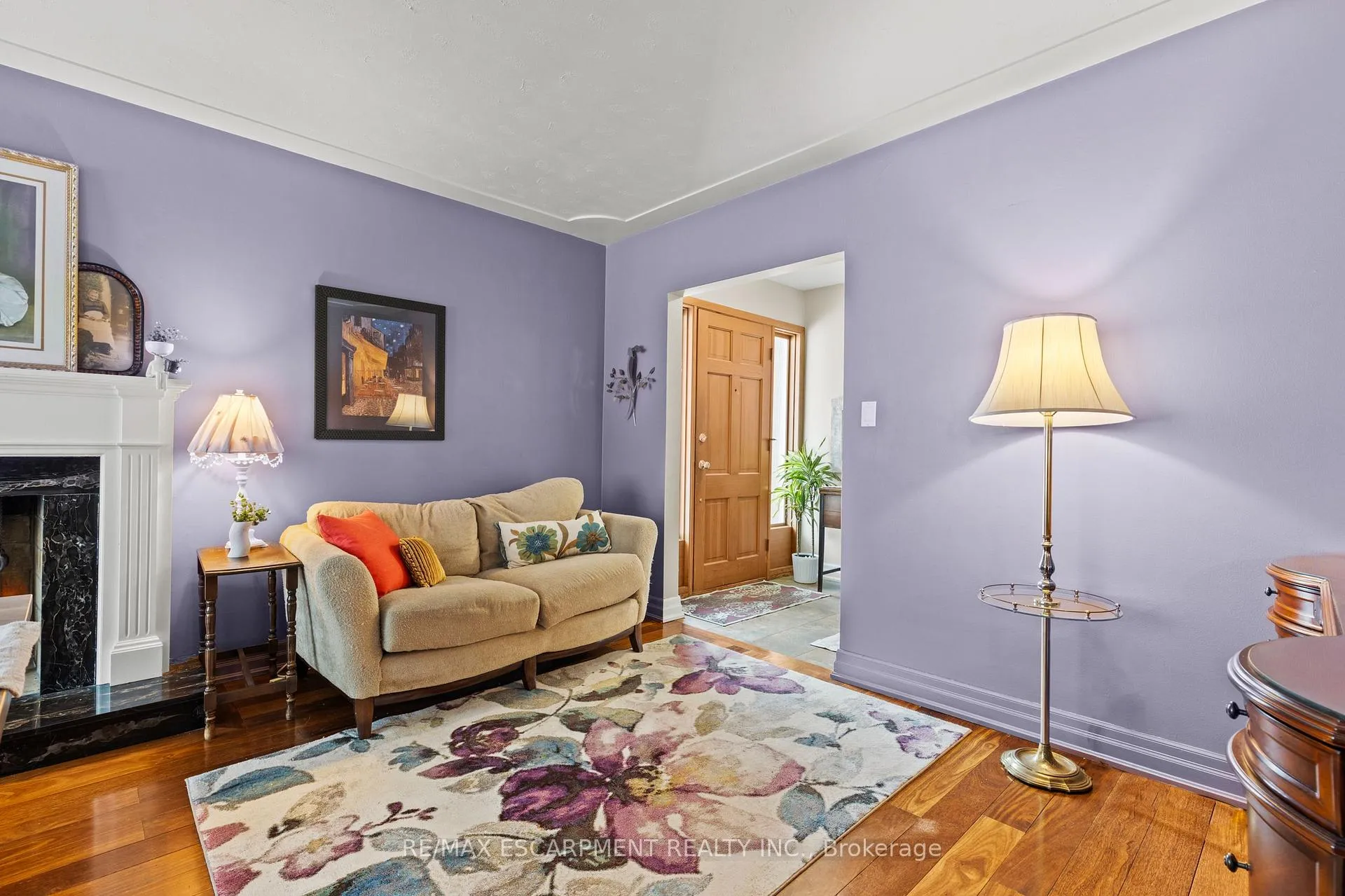 Photo 8 of 7075 Waterloo Drive, Niagara Falls, Casey — HOMEH