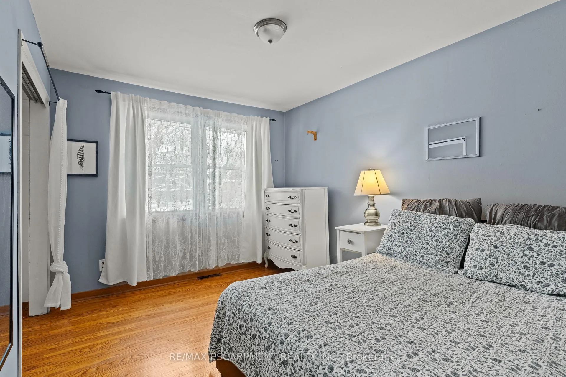Photo 30 of 7075 Waterloo Drive, Niagara Falls, Casey — HOMEH