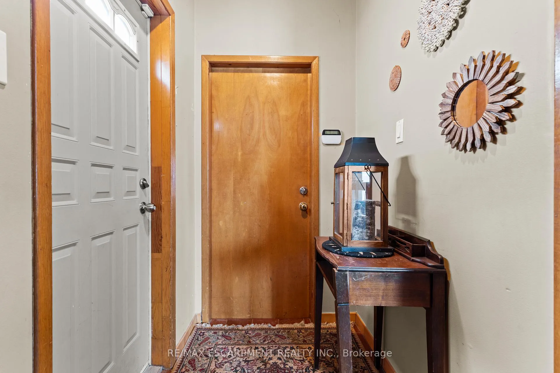 Photo 44 of 7075 Waterloo Drive, Niagara Falls, Casey — HOMEH