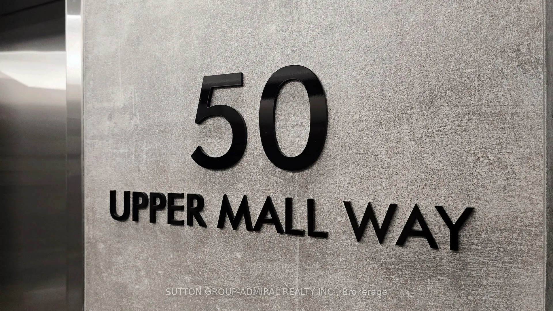 Photo 2 of Unit B-325, 50 Upper Mall Way, Vaughan, Brownridge — HOMEH