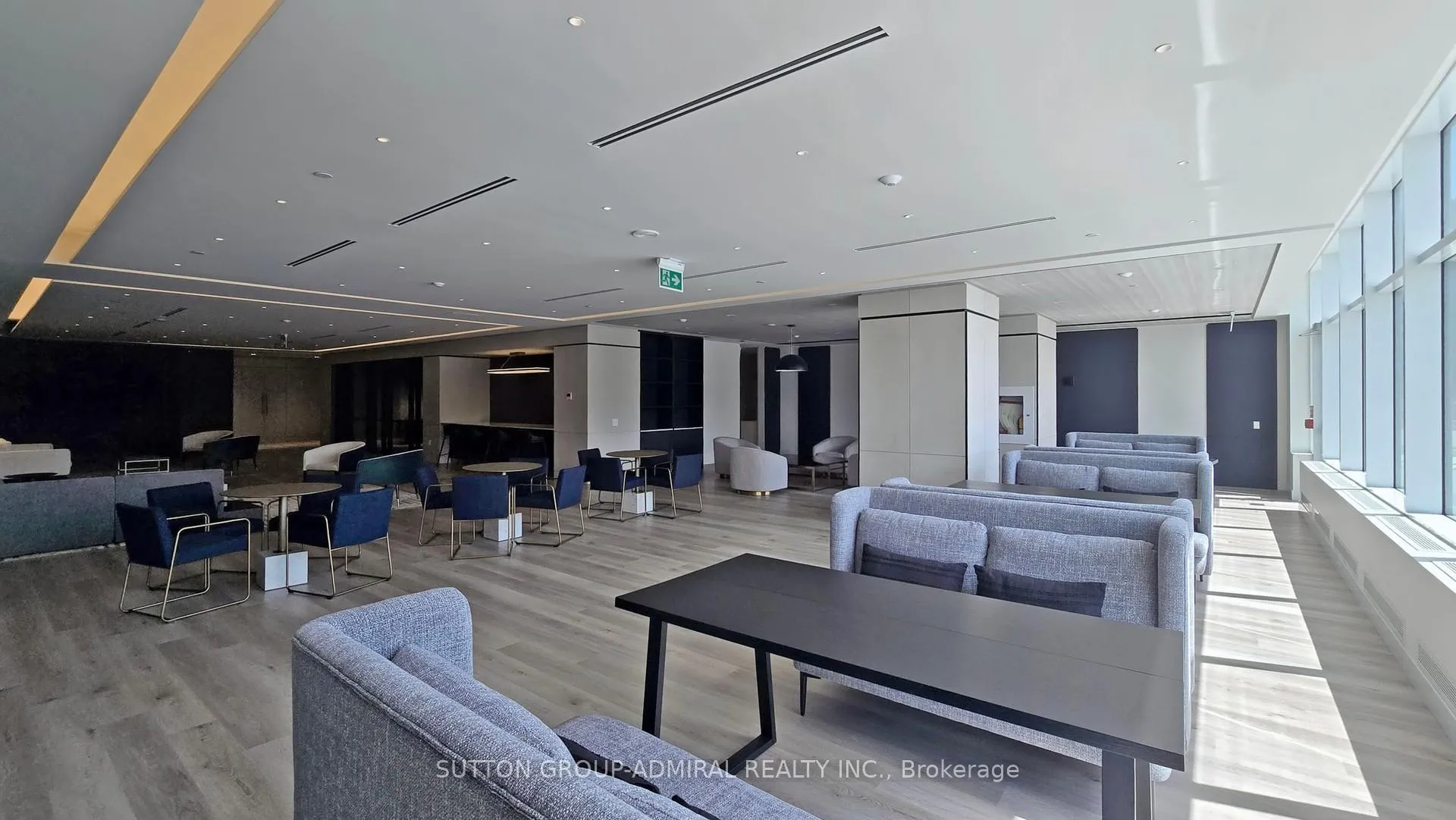 Photo 19 of Unit B-325, 50 Upper Mall Way, Vaughan, Brownridge — HOMEH