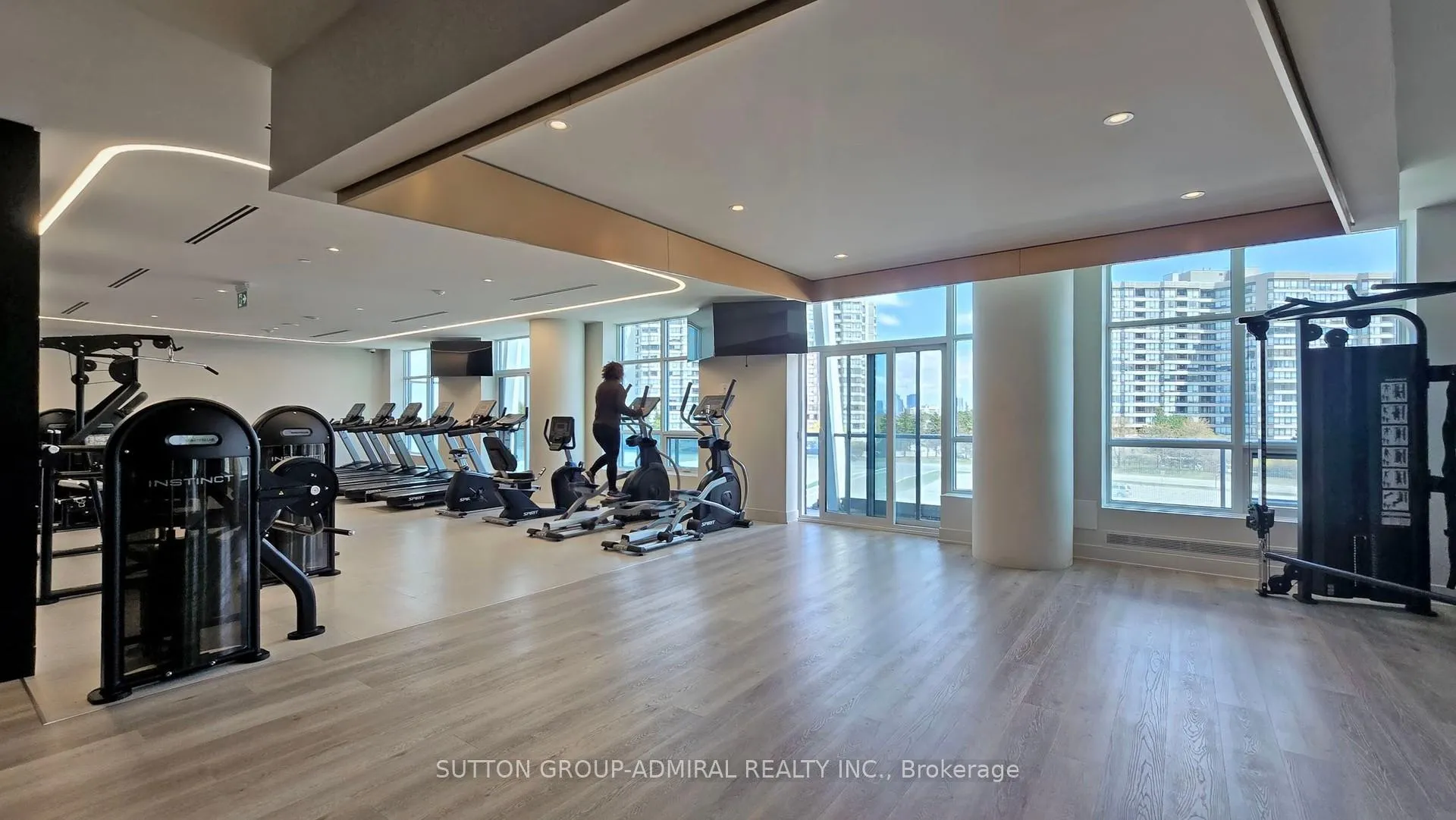 Photo 21 of Unit B-325, 50 Upper Mall Way, Vaughan, Brownridge — HOMEH
