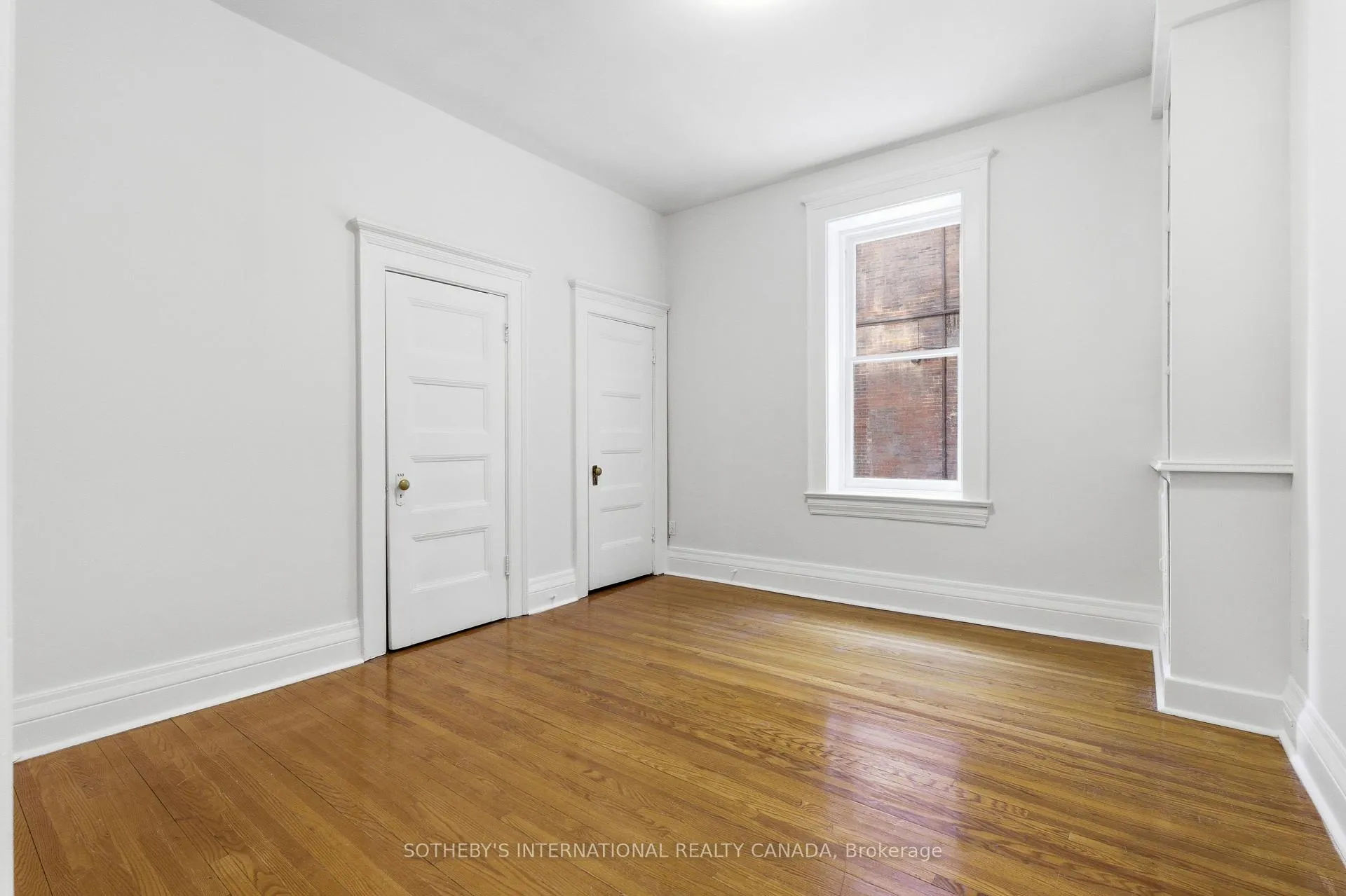 Photo 12 of Unit 9, 45 Spadina Road, Toronto, The Annex — HOMEH