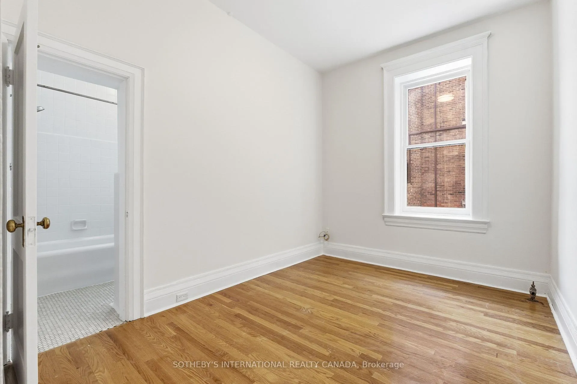 Photo 14 of Unit 9, 45 Spadina Road, Toronto, The Annex — HOMEH