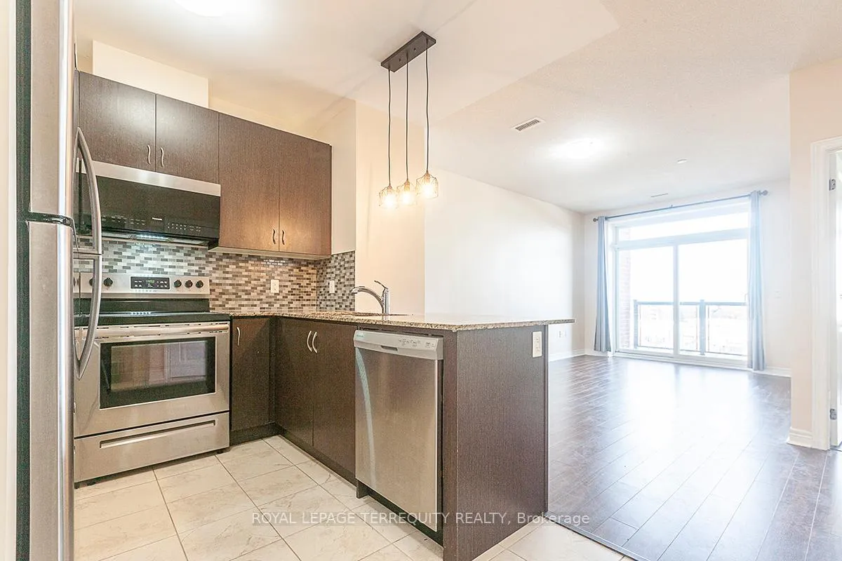Photo 8 of Unit 616, 39 New Delhi Drive, Markham, Cedarwood — HOMEH