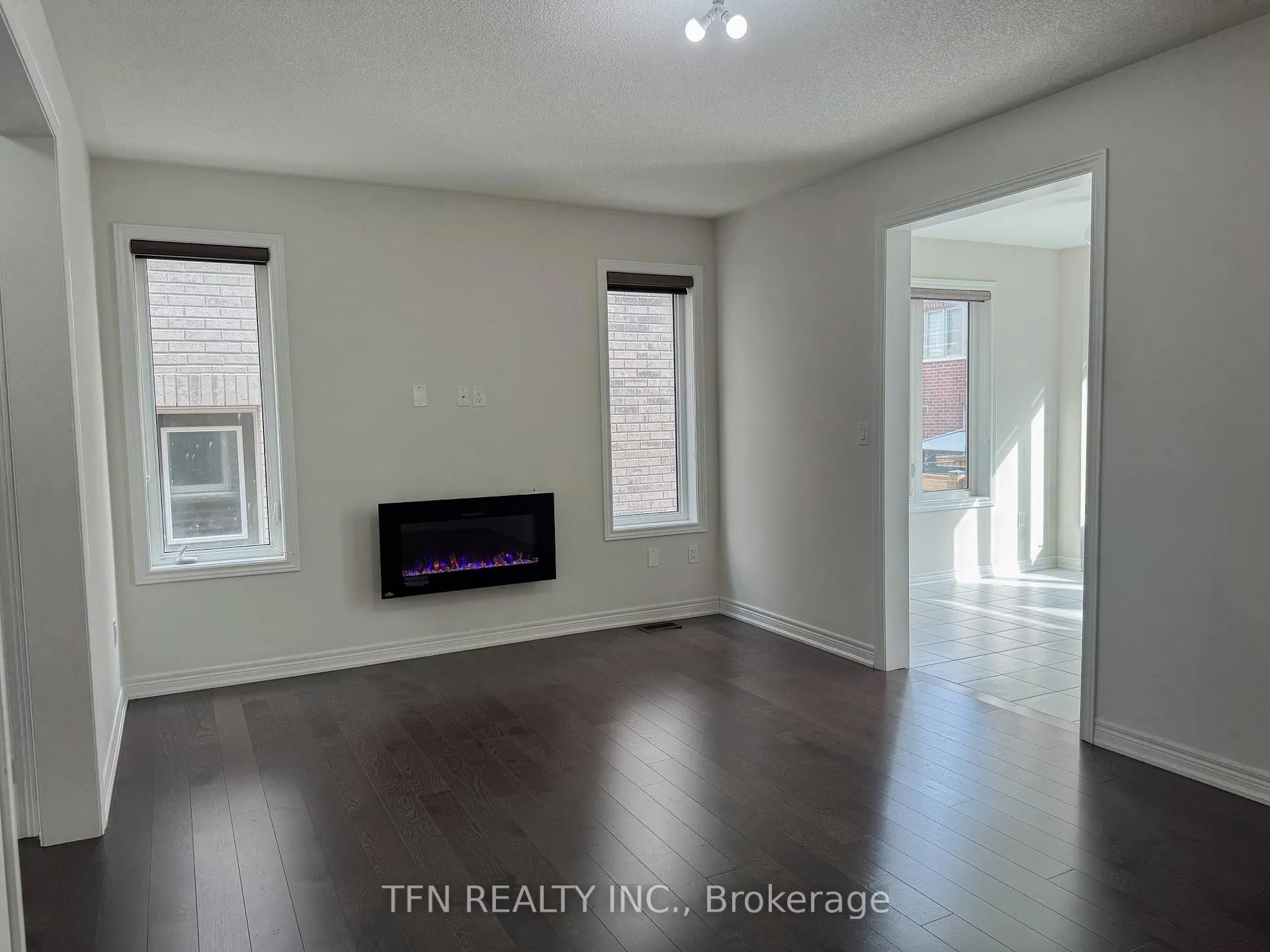 Photo 4 of 48 Boathouse Road N, Brampton, Northwest Brampton — HOMEH