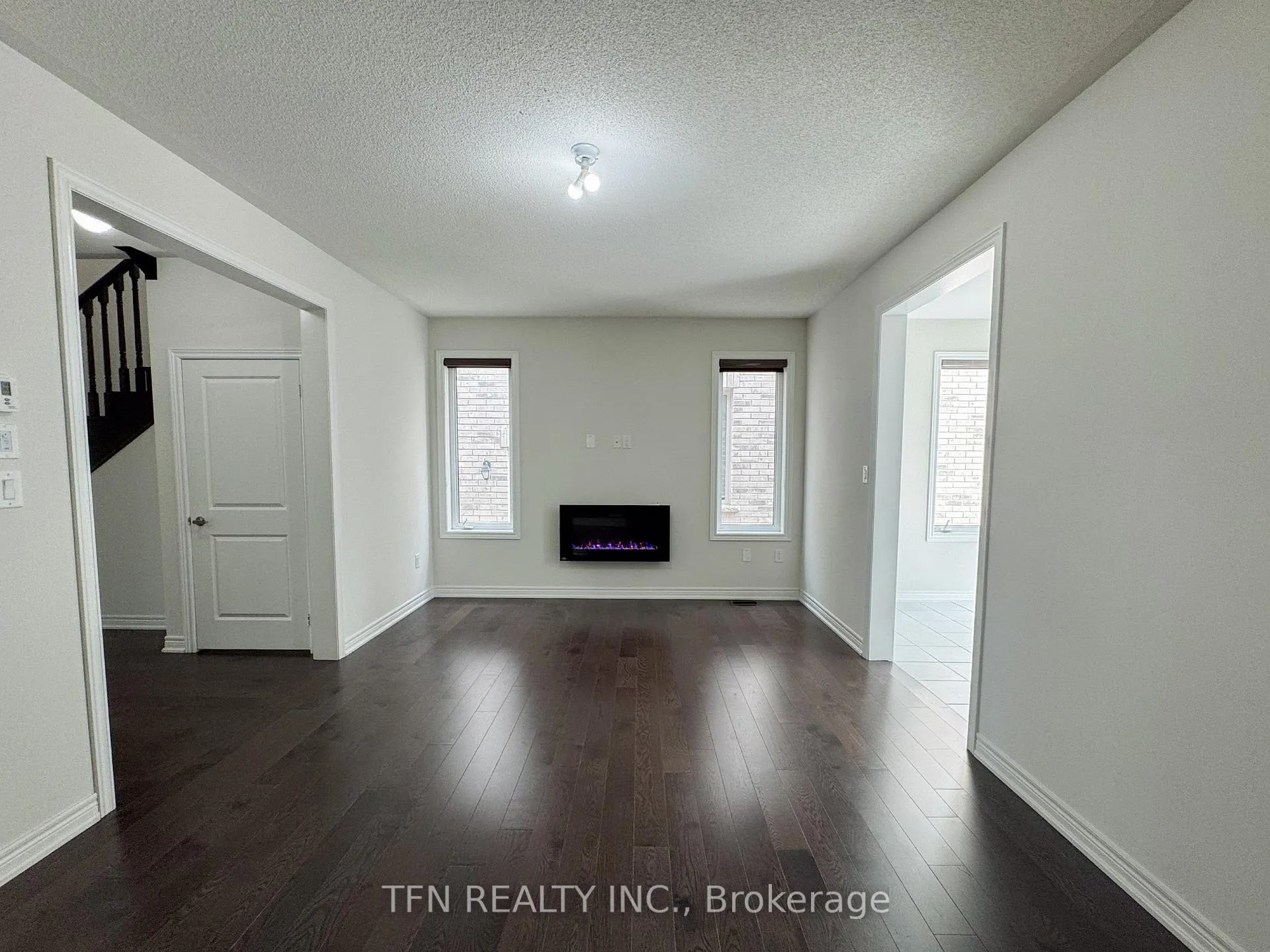 Photo 5 of 48 Boathouse Road N, Brampton, Northwest Brampton — HOMEH