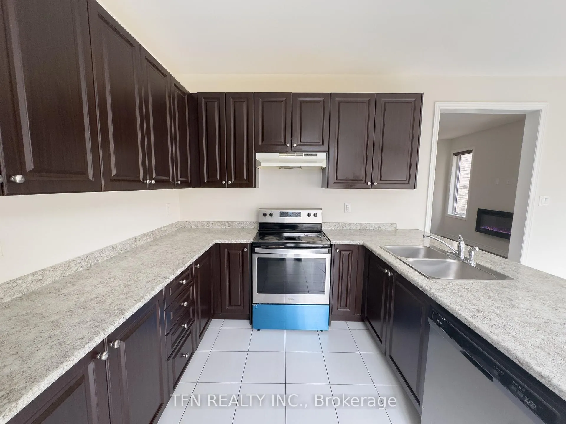 Photo 7 of 48 Boathouse Road N, Brampton, Northwest Brampton — HOMEH