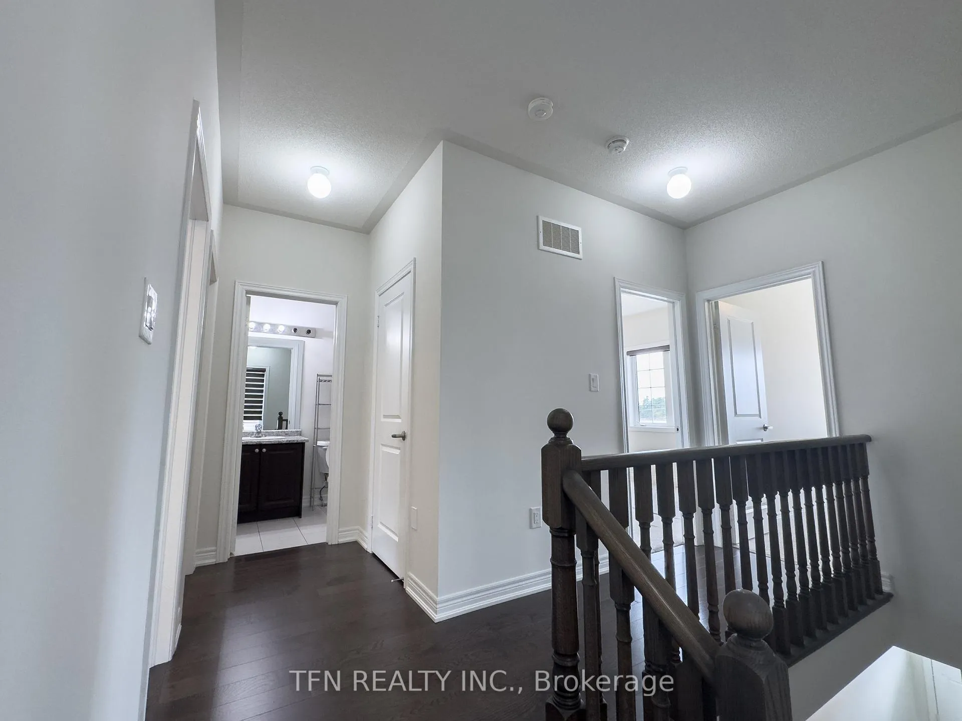 Photo 12 of 48 Boathouse Road N, Brampton, Northwest Brampton — HOMEH