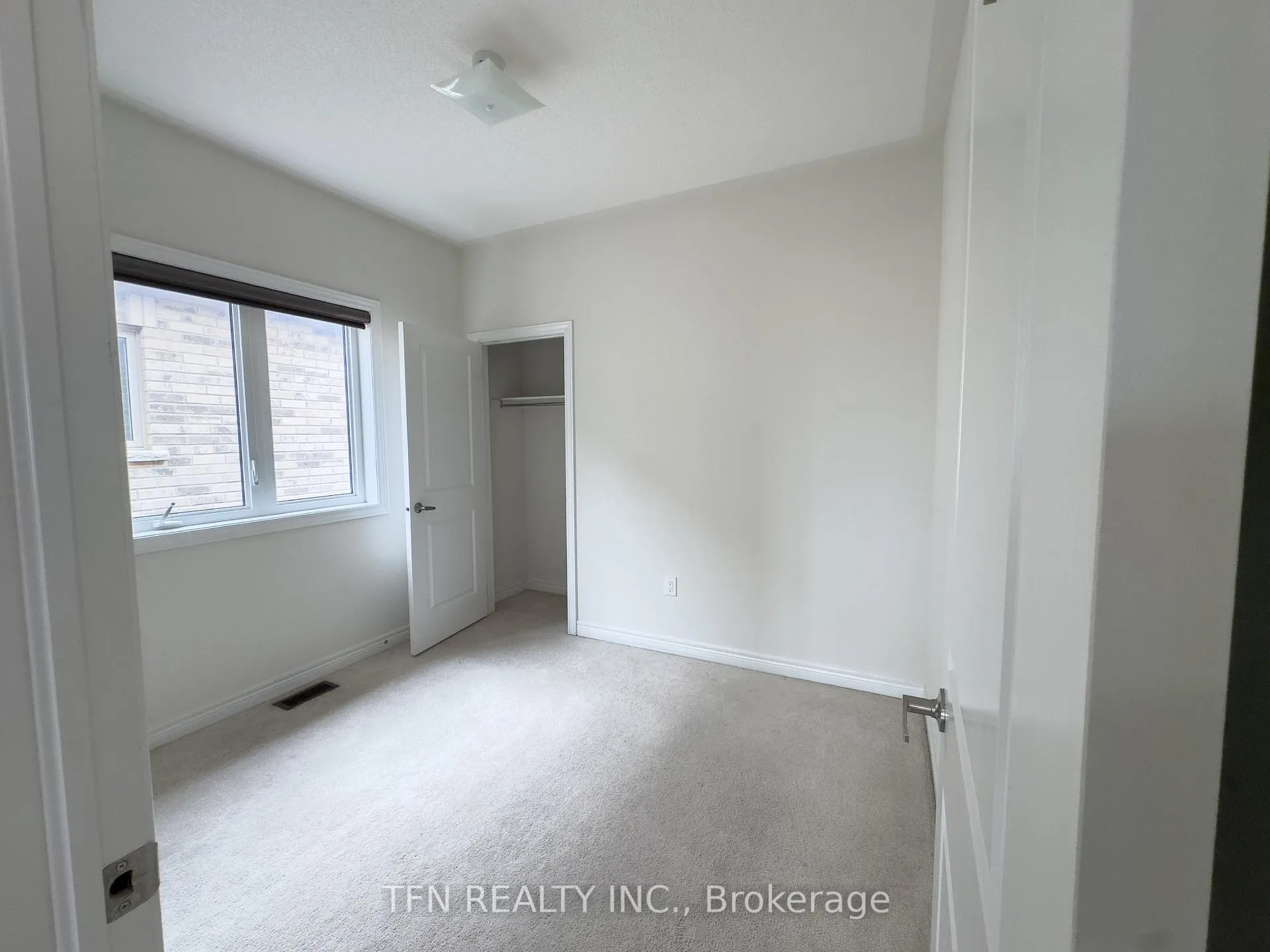 Photo 19 of 48 Boathouse Road N, Brampton, Northwest Brampton — HOMEH