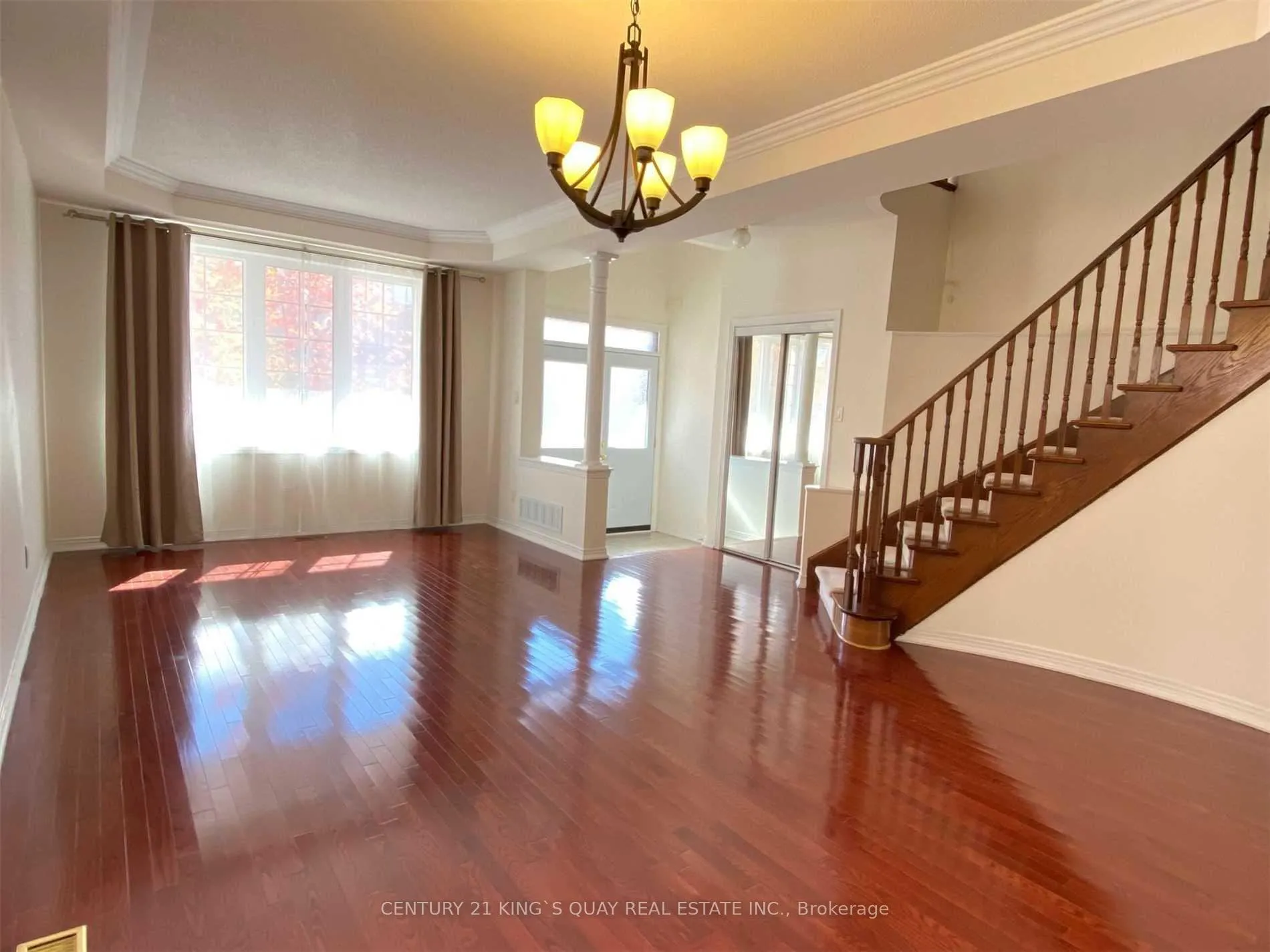 Photo 4 of 49 Calico Crescent, Markham, Cachet — HOMEH