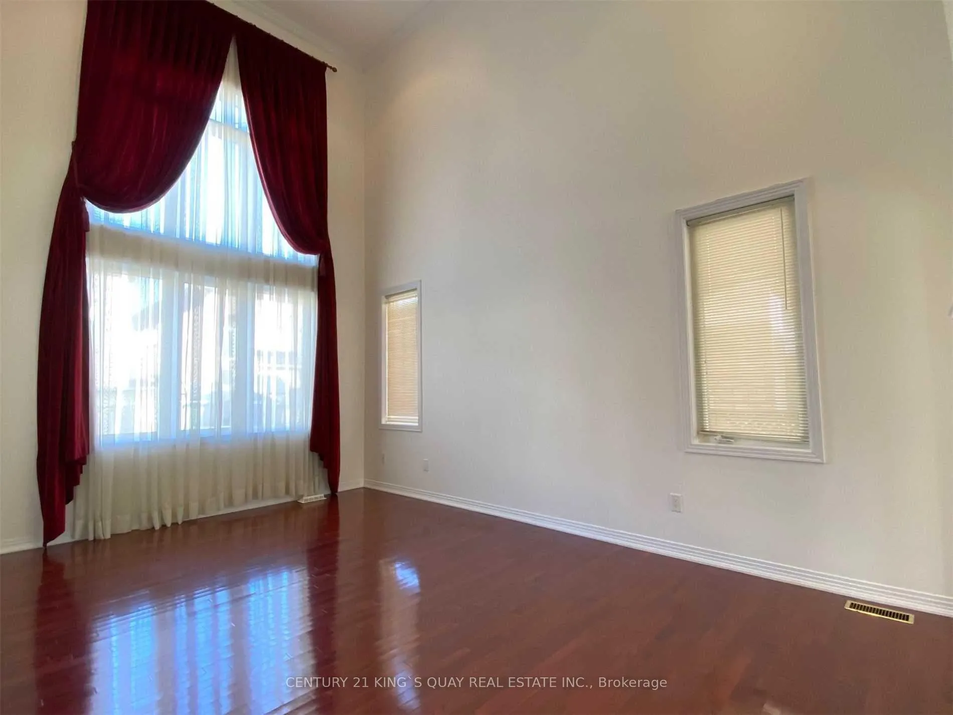 Photo 7 of 49 Calico Crescent, Markham, Cachet — HOMEH