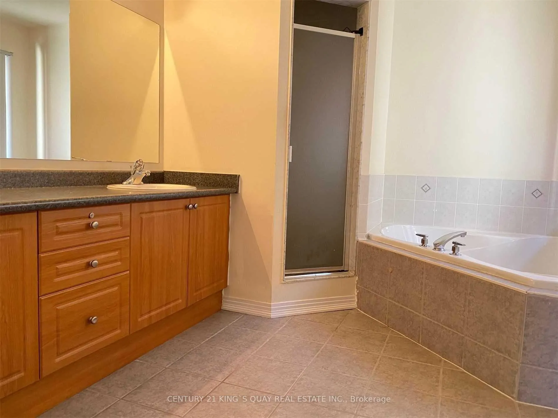 Photo 10 of 49 Calico Crescent, Markham, Cachet — HOMEH