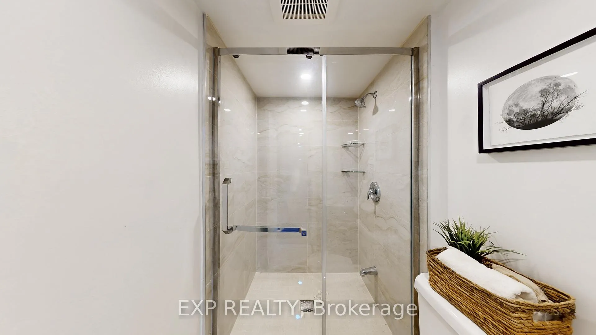 Photo 21 of 27 Leadenhall Road, Brampton, Northwest Brampton — HOMEH