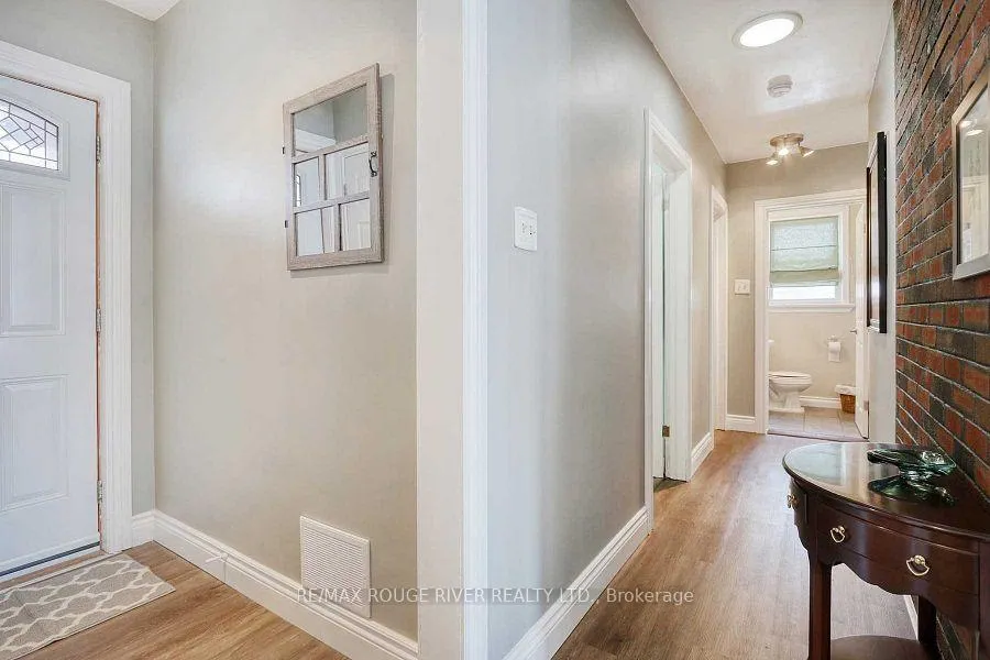 Photo 4 of 409 Peel Street, Whitby, Downtown Whitby — HOMEH