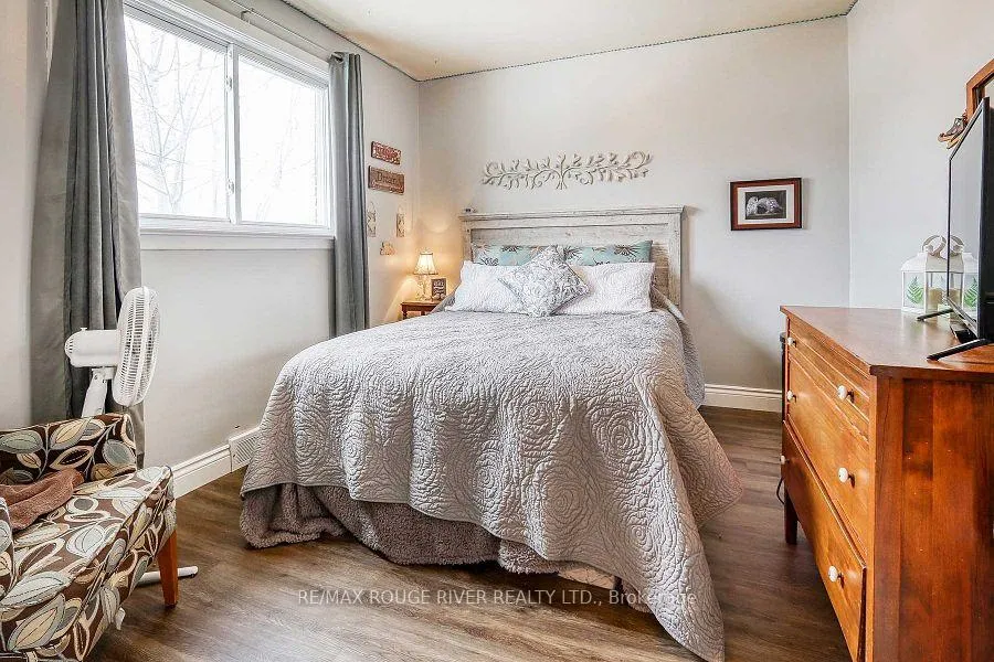 Photo 14 of 409 Peel Street, Whitby, Downtown Whitby — HOMEH