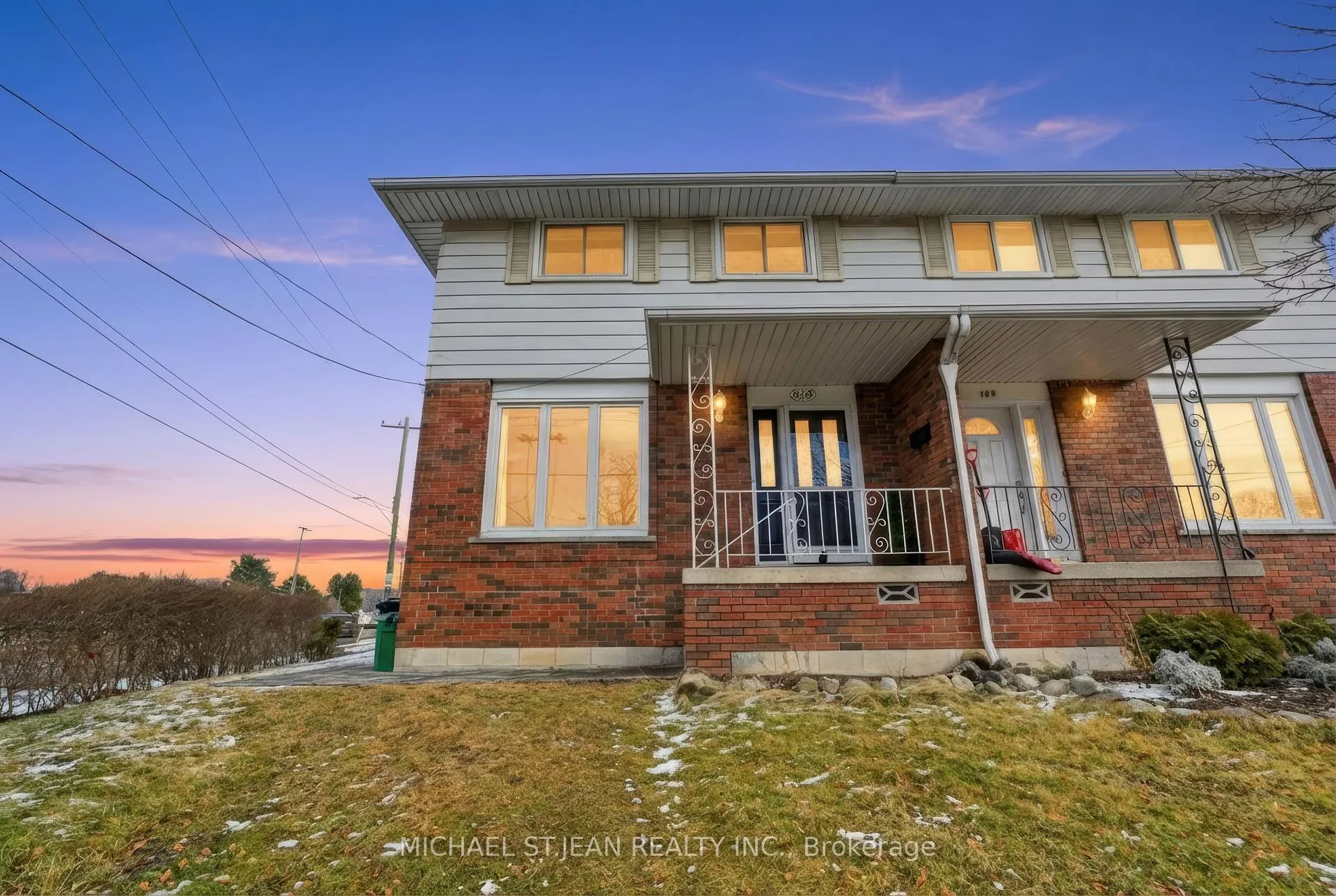 Photo 1 of 130 Riverdale Drive, Hamilton, Riverdale — HOMEH