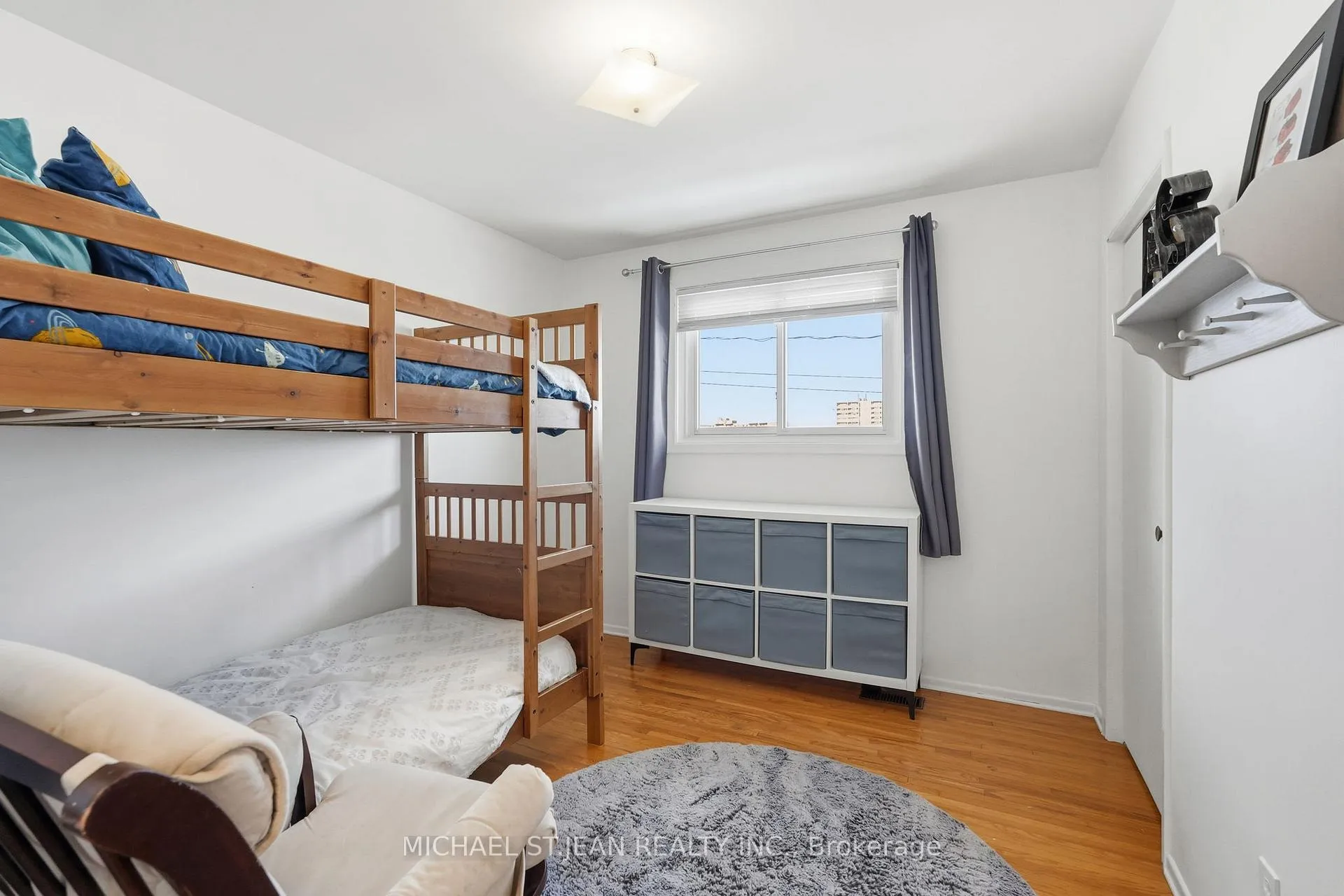Photo 19 of 130 Riverdale Drive, Hamilton, Riverdale — HOMEH