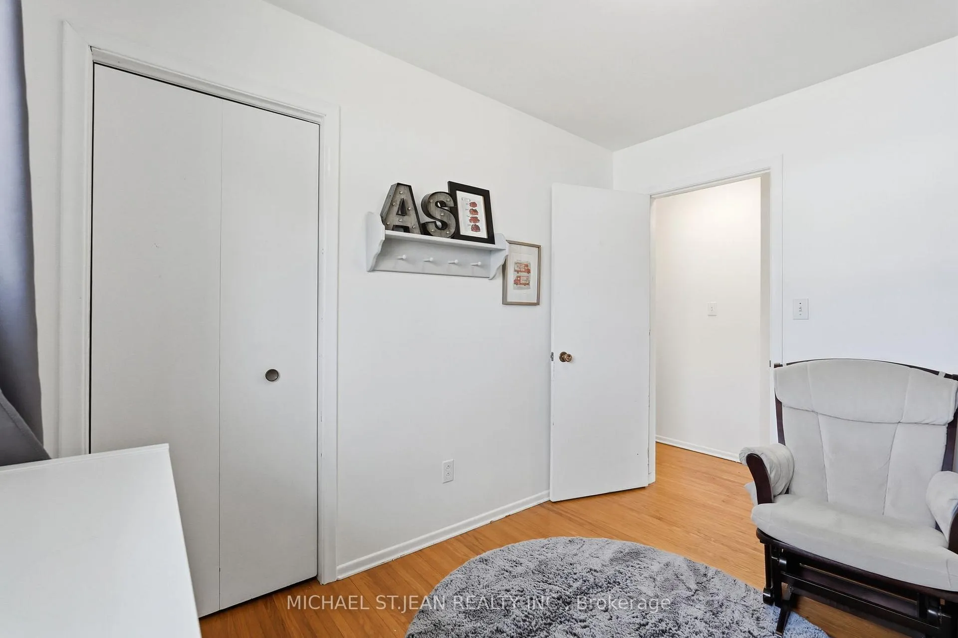 Photo 20 of 130 Riverdale Drive, Hamilton, Riverdale — HOMEH