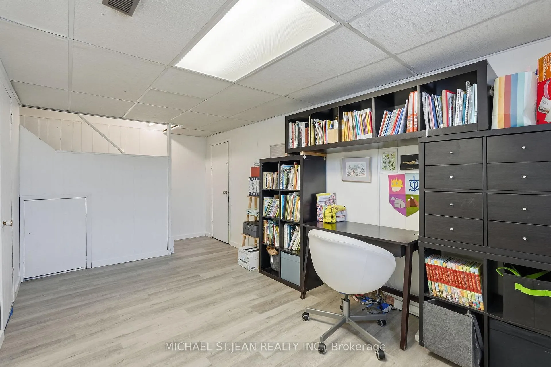 Photo 30 of 130 Riverdale Drive, Hamilton, Riverdale — HOMEH